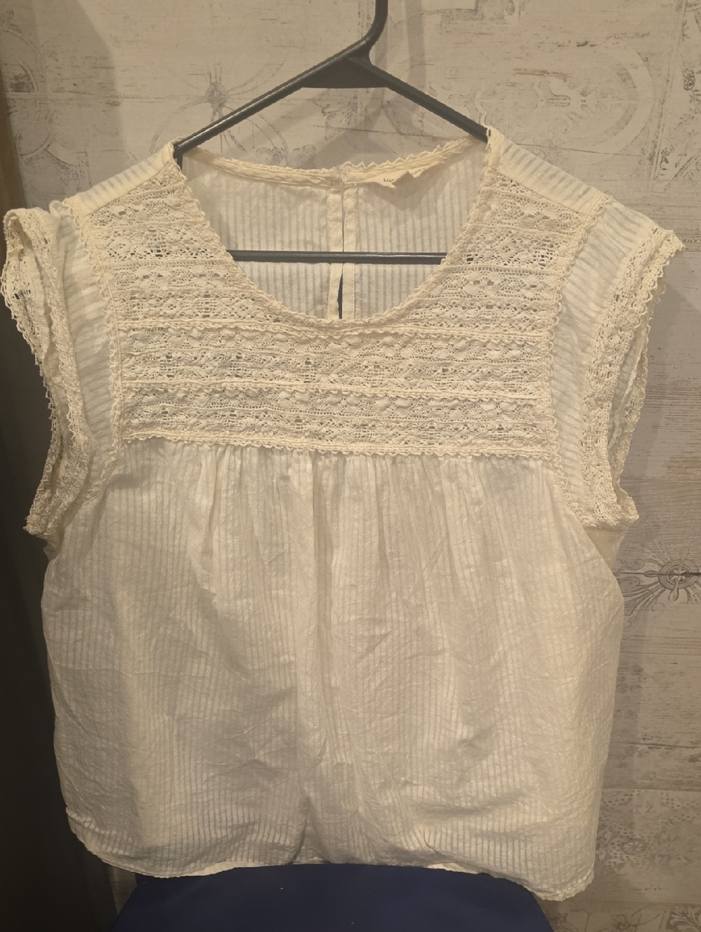 Lucky Brand Cream Lace Yoke Cap Sleeve Camisole